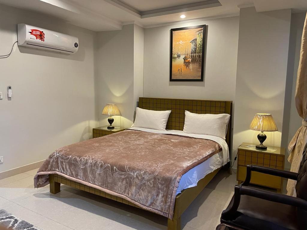 Apartamento Marine Tower Rawalpindi Exterior foto